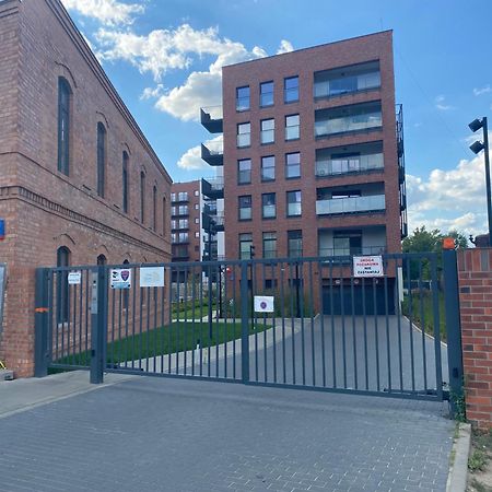 Metro Szwedzka Apartament Orange Warschau Exterior foto